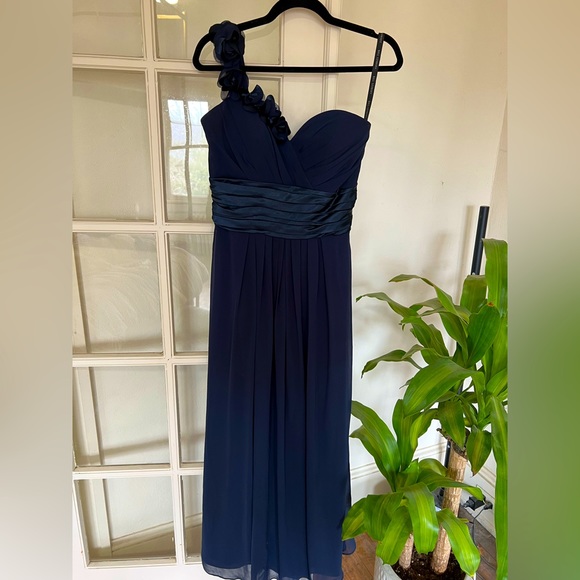 One Shoulder Navy Floor Length Gown Size 8 - Picture 1 of 4